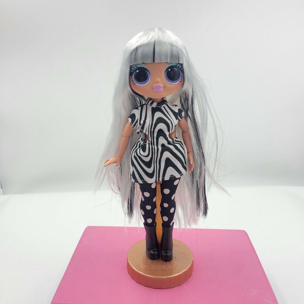 LOL OMG Surprise Dolls LIGHTS GROOVY BABE Black White Hair Display doll 9”